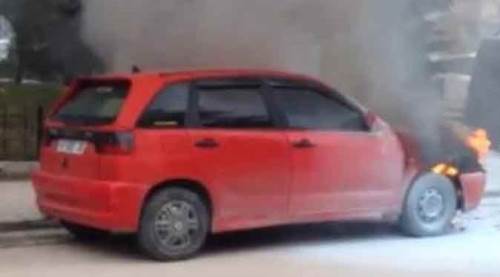 Eskişehir'in göbeğinde alev alev yandı!