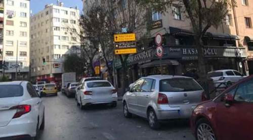 Eskişehir'in göbeğinde bile o yasağa uyan yok!