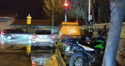 Eskişehir'in göbeğinde kaza: Hastaneye kaldırıldı