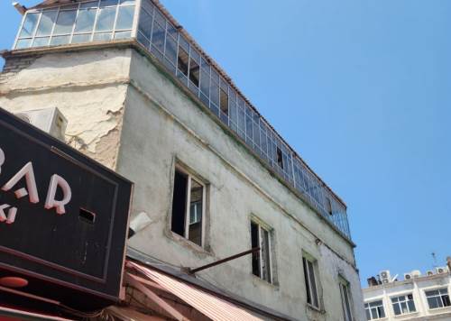 Eskişehir'in göbeğinde metruk bina sorunu