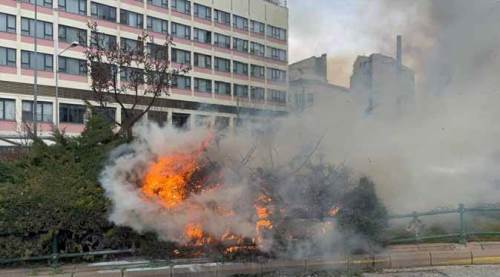Eskişehir'in göbeğinde yangın paniği!