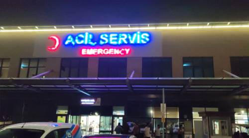 Eskişehir'in göbeğindeki AVM'de kanlı kavga: 2 yaralı