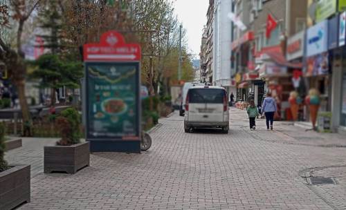 Eskişehir'in göbeğindeki kural tanımamazlık isyan ettiriyor!