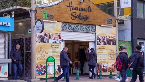 Eskişehir'in Hanımeli Sokağı 8 yıldır hizmette