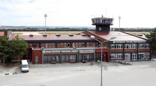 Eskişehir'in havalimanı için AK Partililere seslendi!