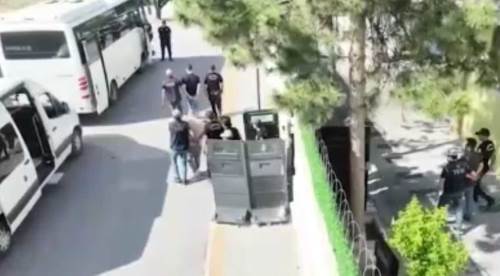 Eskişehir'in içinde olduğu 45 ilde FETÖ operasyonu!