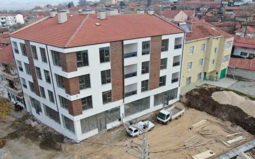 Eskişehir'in ilçesi yeni konutlarına kavuşacak: İnşaat sürüyor
