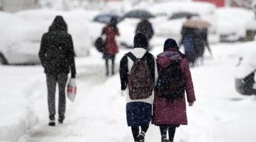Eskişehir'in ilçesinde okullara kar tatili