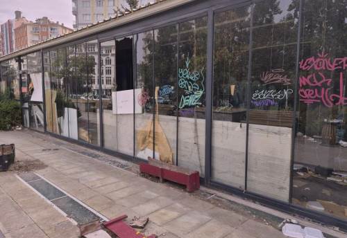 Eskişehir’in işlek noktasında tepki çeken görüntü