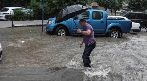 Eskişehir'in mahalleleri şiddetli yağmura karşı güçlendi