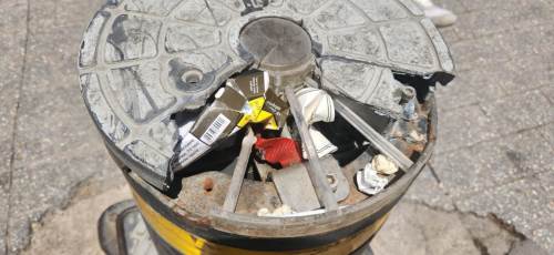 Eskişehir'in merkezindeki bariyer tehlike saçıyor!