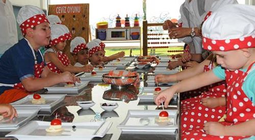 Eskişehir'in minik şefleri yetişiyor