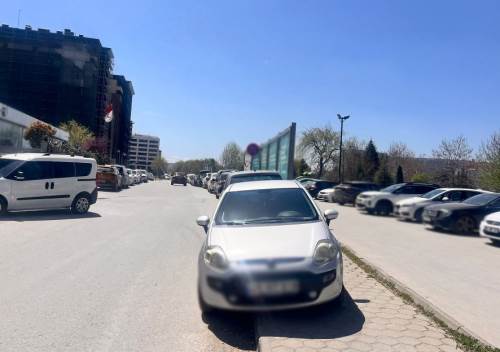 Eskişehir’in o mahallesinde park krizi! 