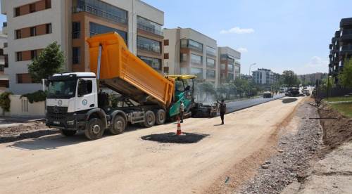 Eskişehir'in o mahallesinde yol yapım çalışmaları sürüyor