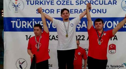  Eskişehir'in özel sporcularından büyük başarı 
