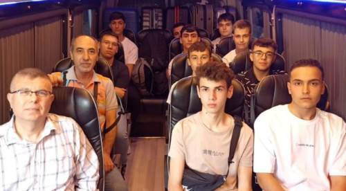 Eskişehir'in şanslı 15 öğrencisi Çekya'da