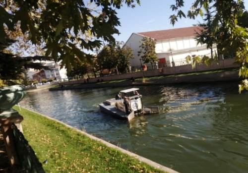 Eskişehir'in sembolü çöplerden temizlendi