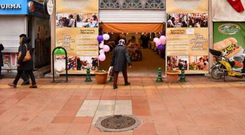 Eskişehir’in simge sokağı 7 yaşında!