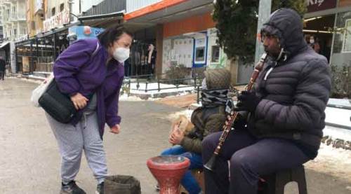 Eskişehir'in soğuğu onlara engel değil!