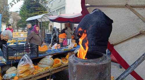 Eskişehir'in soğuğu pazarı vurdu: Erken saatte gitmeyin!