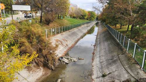Eskişehir'in sulama kanalında kötü görüntü!