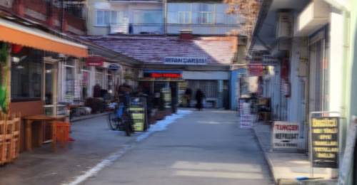 Eskişehir'in tarih kokan çarşısı unutulmaya yüz tuttu...