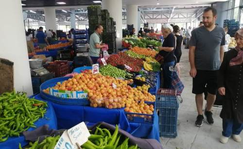 Eskişehir'in yeni pazar yeri ilk siftahını yaptı