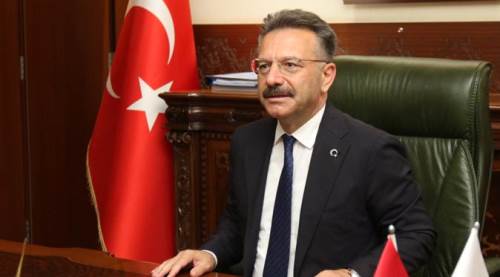 Eskişehir'in yeni valisi bu sözlerle göreve başladı!