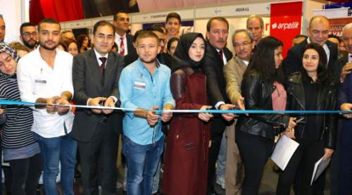 Eskişehir İstihdam Fuarı ve Kariyer Günleri başladı