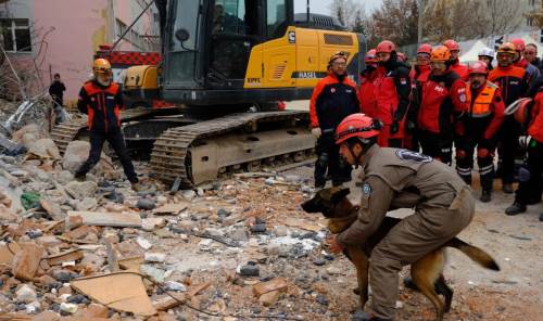 Eskişehir İtfaiyesi'nden 2025'te yoğun mesai: 7/24 görevdeler!