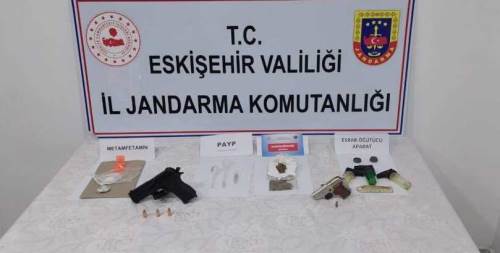 Eskişehir jandarmasından uyuşturucu operasyonu