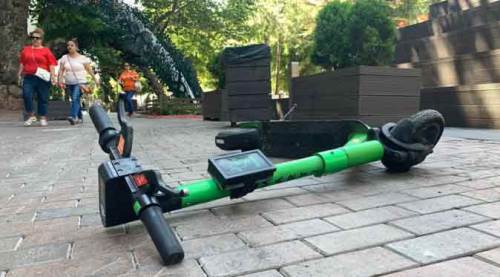 Eskişehir kaldırımlarında scooter işgali sürüyor