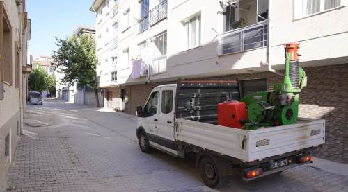 Eskişehir köşe bucak ilaçlanıyor!
