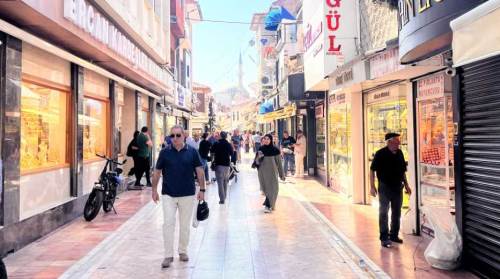 Eskişehir kuyumcuları, altın fiyatlarının yükselişiyle canlandı