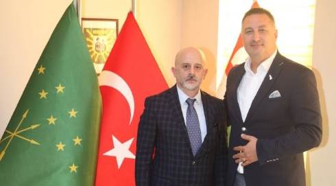 Eskişehir Kuzey Kafkas Derneği'nde görevi devraldı