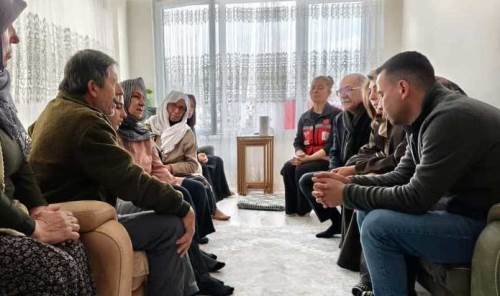 Eskişehir Milletvekili Arslan’dan şehit Mercan’ın ailesine taziye ziyareti