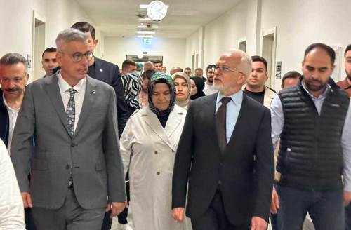 Eskişehir milletvekili Ayşen Gürcan'dan yangında yaralanan işçilere ziyaret