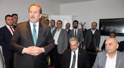 Eskişehir milletvekili Karacan: Suriye halkı rejim değişikliği istiyor