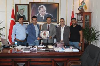 Eskişehir Muş Kültür Ve Dayanışma Derneği’Nden Kaymakam Yavuz’A Ziyaret
