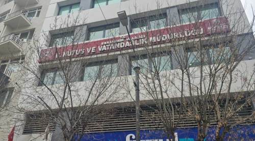 Eskişehir Nüfus Müdürlüğü’nde şok eden sinir krizi!