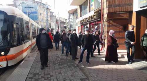 Eskişehir oralarda kuyruğa girdi