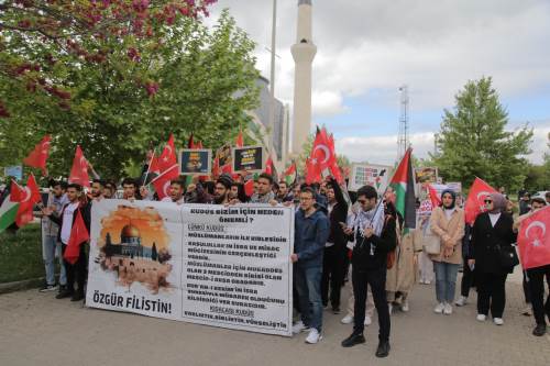 Eskişehir Osmangazi Üniversitesi'nden Filistin’e destek yürüyüşü