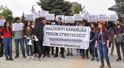 Eskişehir Osmangazi Üniversitesi öğrencileri eylem yaptı