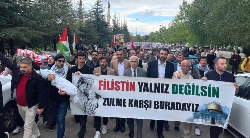 Eskişehir Osmangazi Üniversitesinden Filistin’e destek yürüyüşü