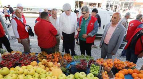 Eskişehir pazarında şoke eden fiyatlar: 3 patates 15 lira!