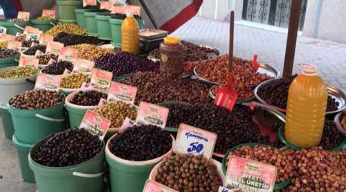 Eskişehir pazarlarında bu ürünler kapışılıyor