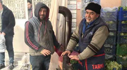 Eskişehir pazarlarında sobalar yanıyor