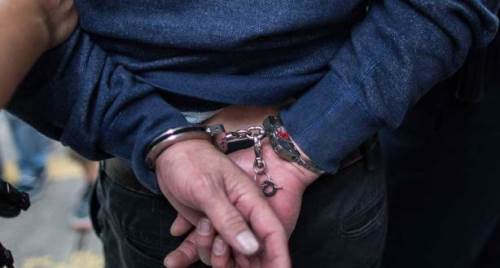 Eskişehir polisi, firari hırsızı 9 yıl sonra yakalayıp cezaevine gönderdi