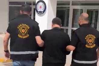 Eskişehir polisinden nokta operasyon: Firari hükümlü yakalandı