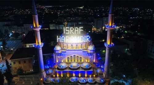 Eskişehir Reşadiye camisi mahya ile süslendi